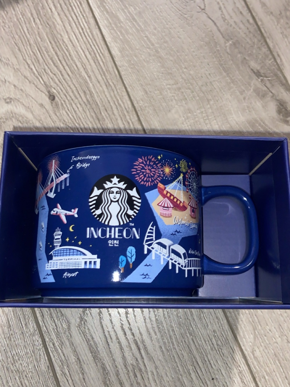Starbucks Incheon Mug - Picture 3 of 9